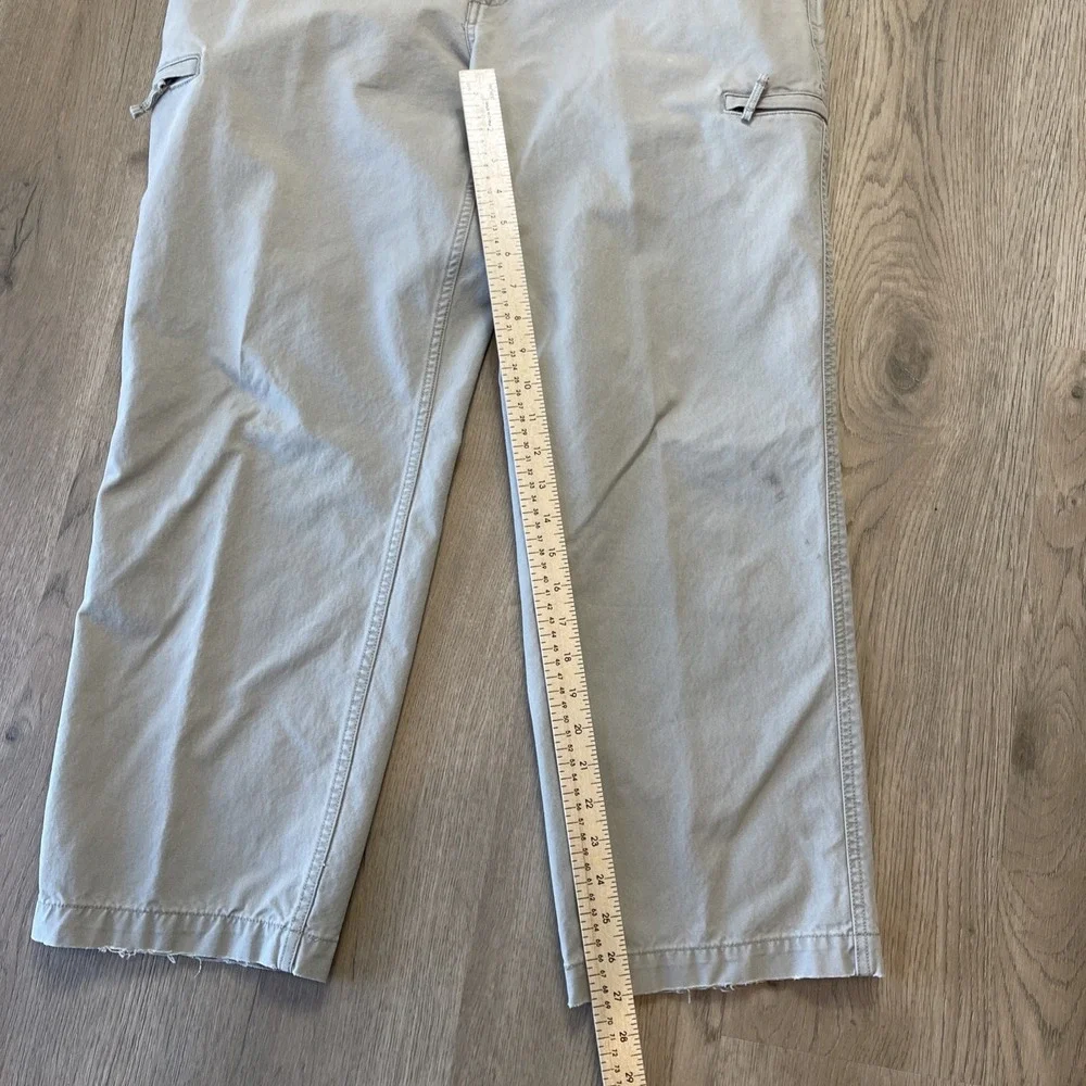 Dockers Pacific Collection Crossover Cargo Pants Mens 42x32 Khaki Cotton NWOT